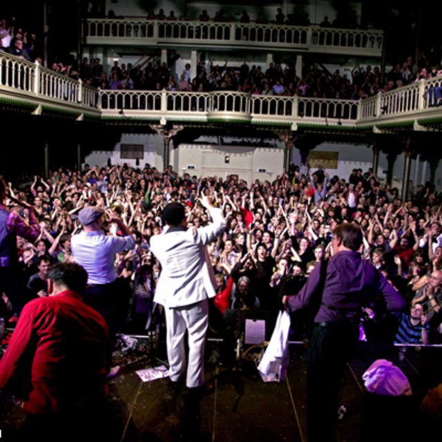 Amsterdam Klezmer Band